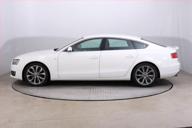 Audi A5 - hlavní fotka