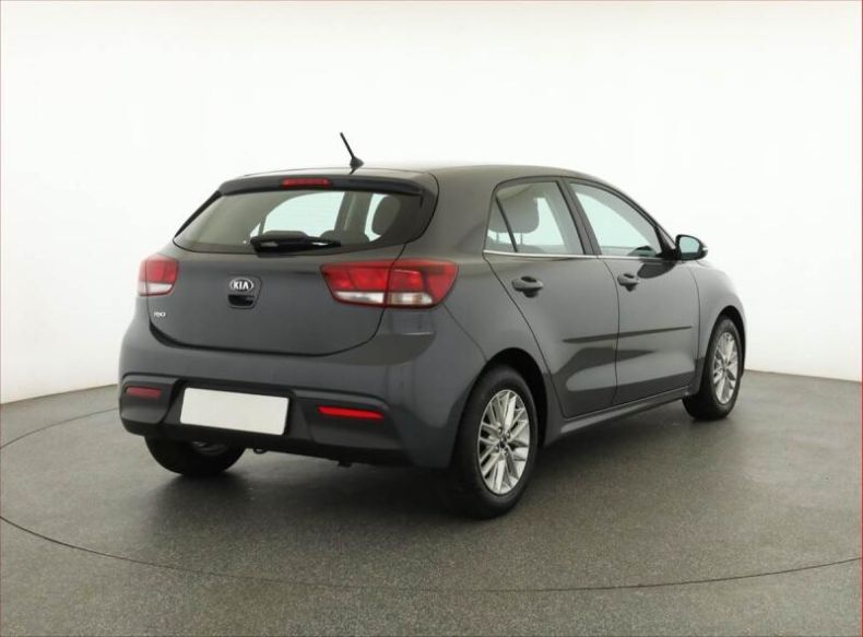 Kia Rio - hlavní fotka