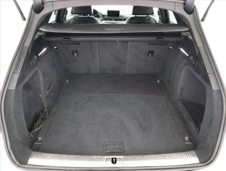Audi A4 - hlavní fotka