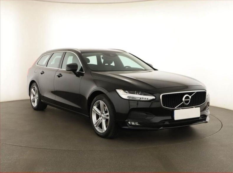 Volvo V90 - hlavní fotka