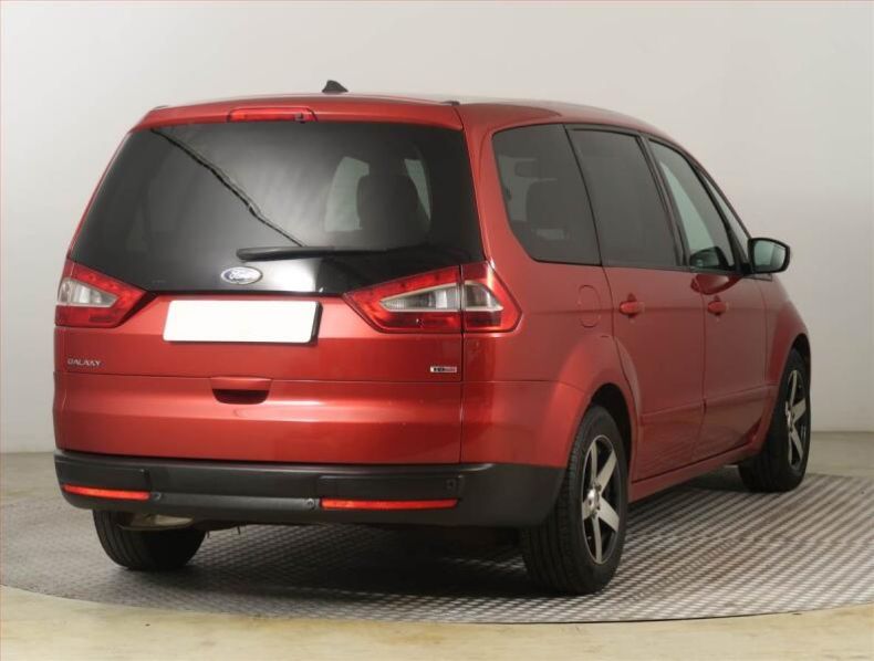Ford Galaxy - hlavní fotka