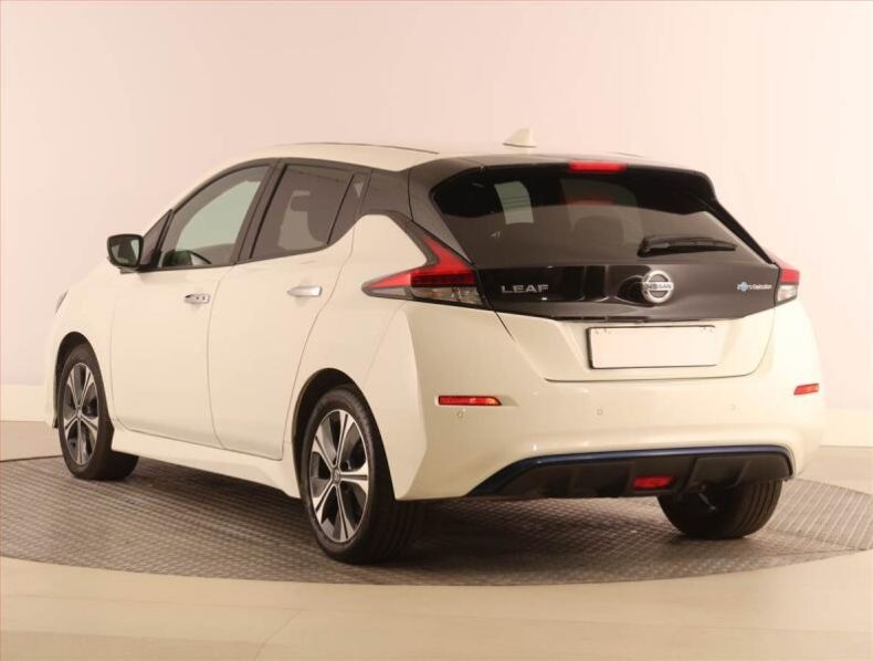 Nissan Leaf - hlavní fotka