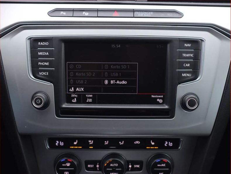 Volkswagen Passat - hlavní fotka