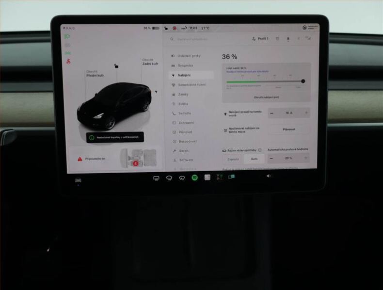 Tesla Model Y - hlavní fotka