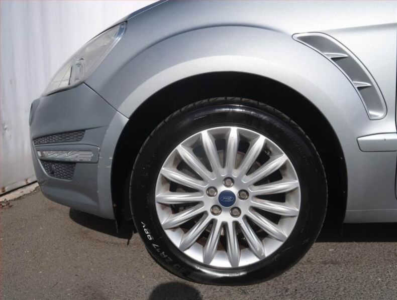 Ford S-MAX - hlavní fotka