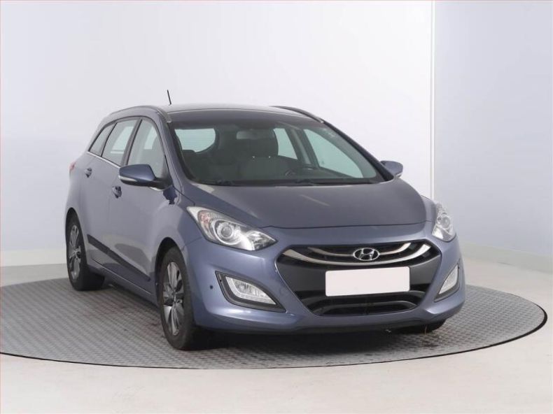 Hyundai i30 - hlavní foto