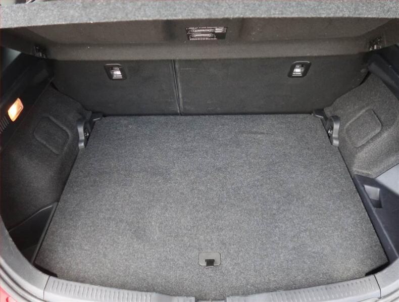 Toyota Auris - hlavní fotka