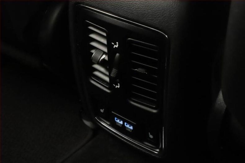 Jeep Grand Cherokee - hlavní fotka