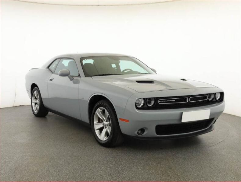 Dodge Challenger - hlavní fotka inzerátu