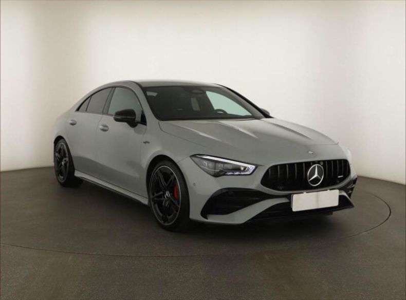 Mercedes Třída CLA - hlavní foto
