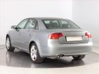 Audi A4 - fotka číslo 3