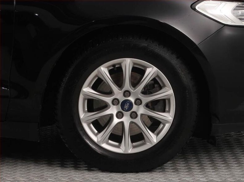 Ford Mondeo - hlavní fotka