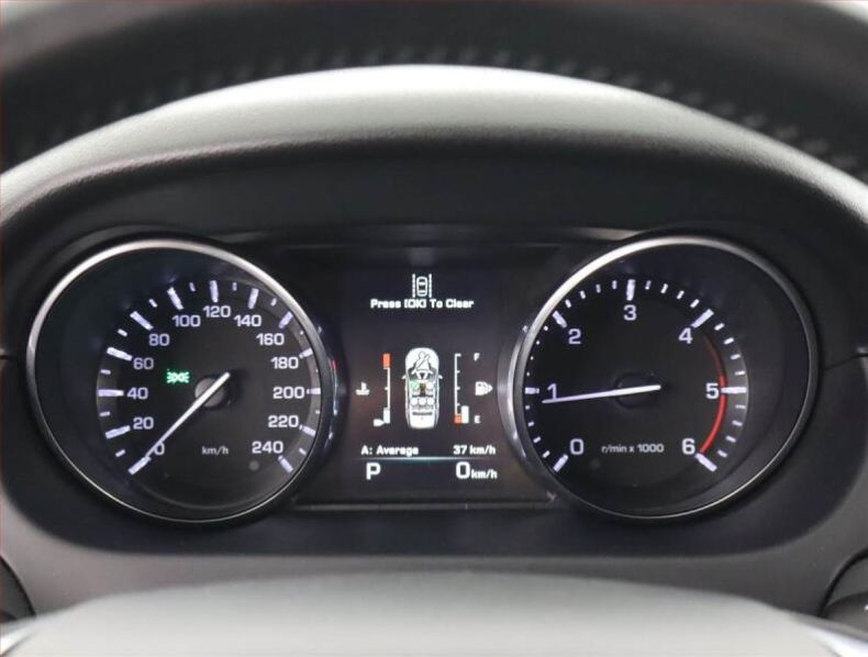 Land Rover Discovery - hlavní fotka