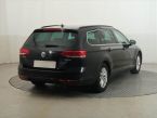 Volkswagen Passat - fotka číslo 4