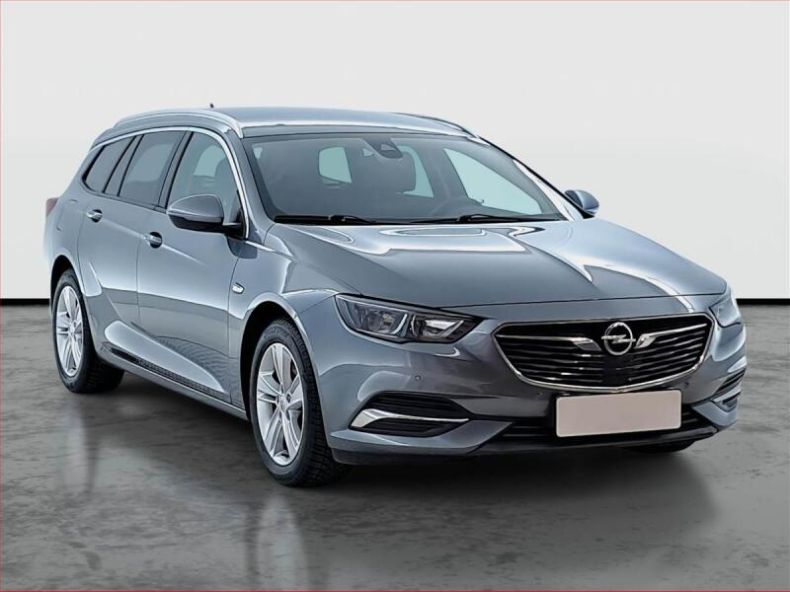 Opel Insignia - hlavní foto