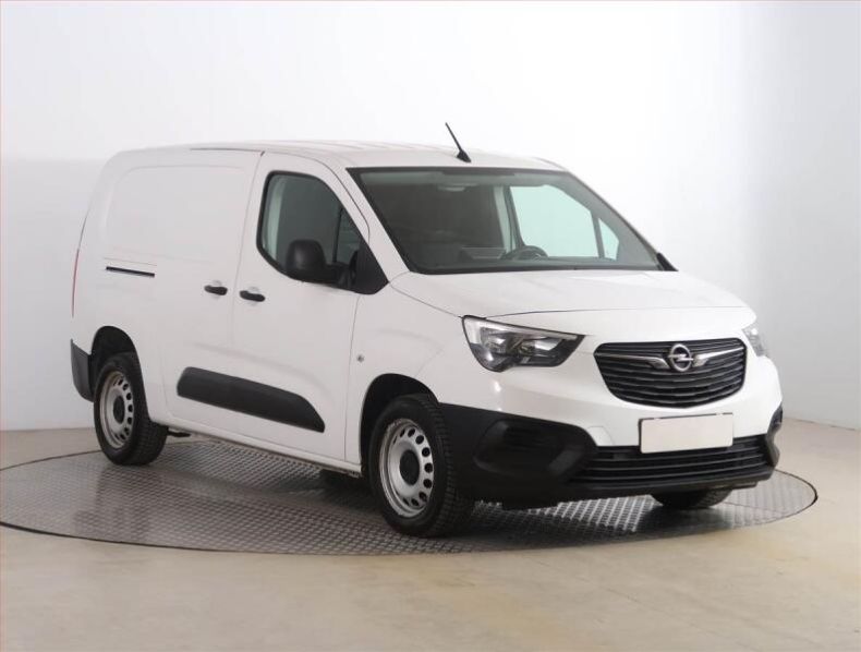 Opel Combo - hlavní foto