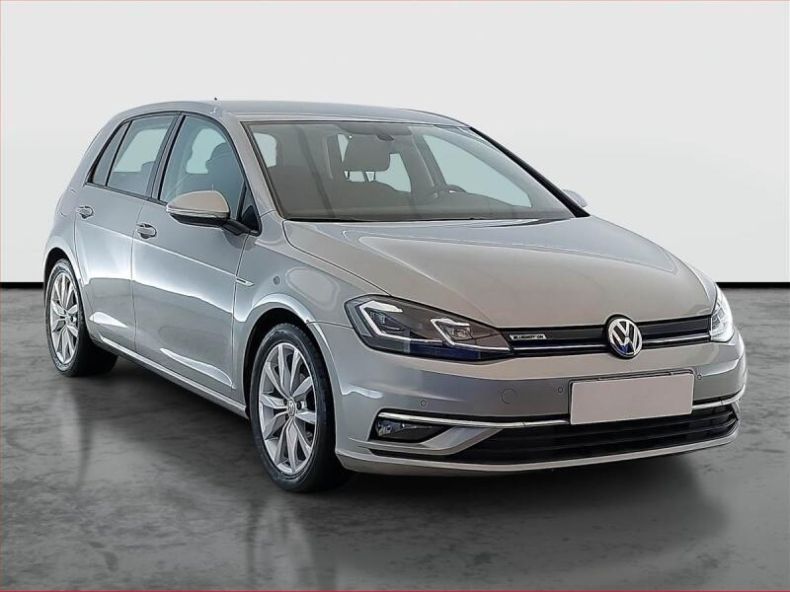 Volkswagen Golf - hlavní foto