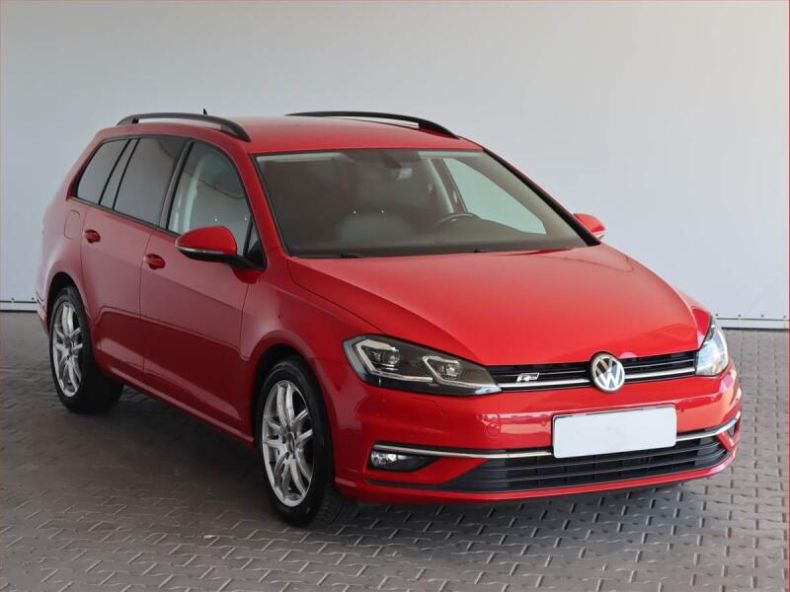 Volkswagen Golf - hlavní fotka
