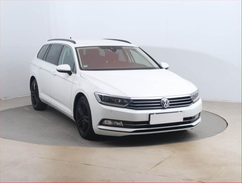 Volkswagen Passat - hlavní fotka inzerátu