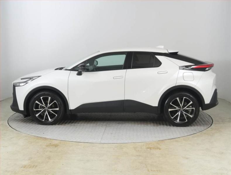 Toyota C-HR - hlavní fotka