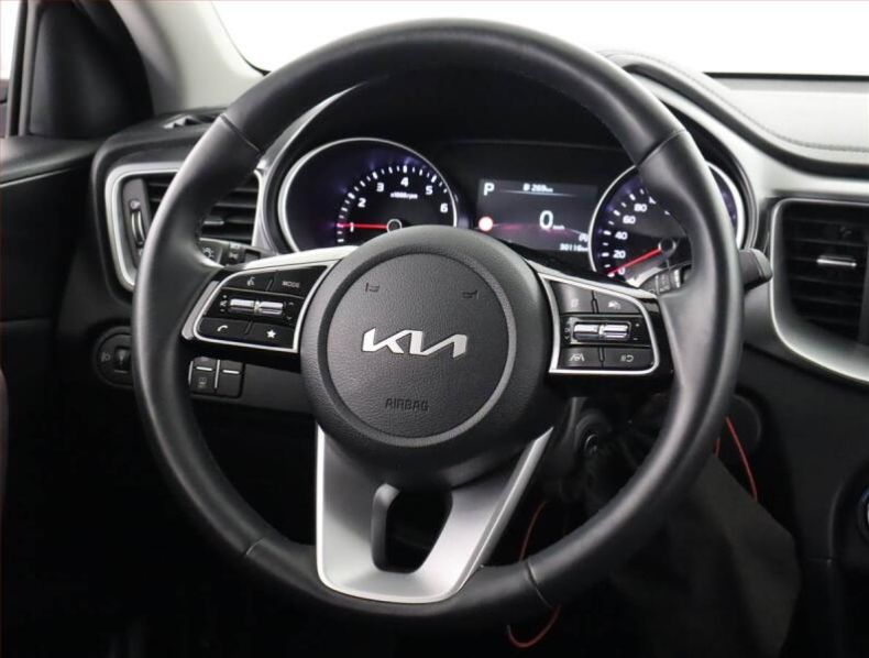 Kia Cee'd - hlavní fotka