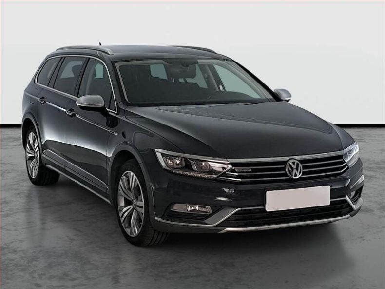 Volkswagen Passat - hlavní foto