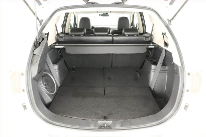 Mitsubishi Outlander - hlavní foto