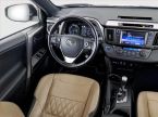 Toyota RAV 4 - fotka číslo 6