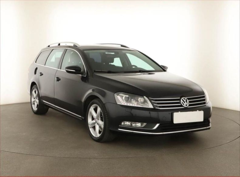 Volkswagen Passat - hlavní fotka inzerátu