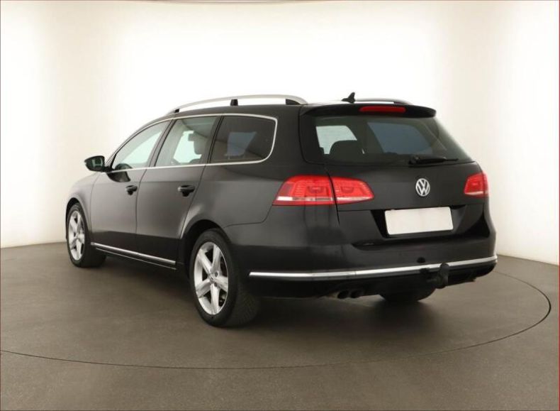 Volkswagen Passat - hlavní fotka