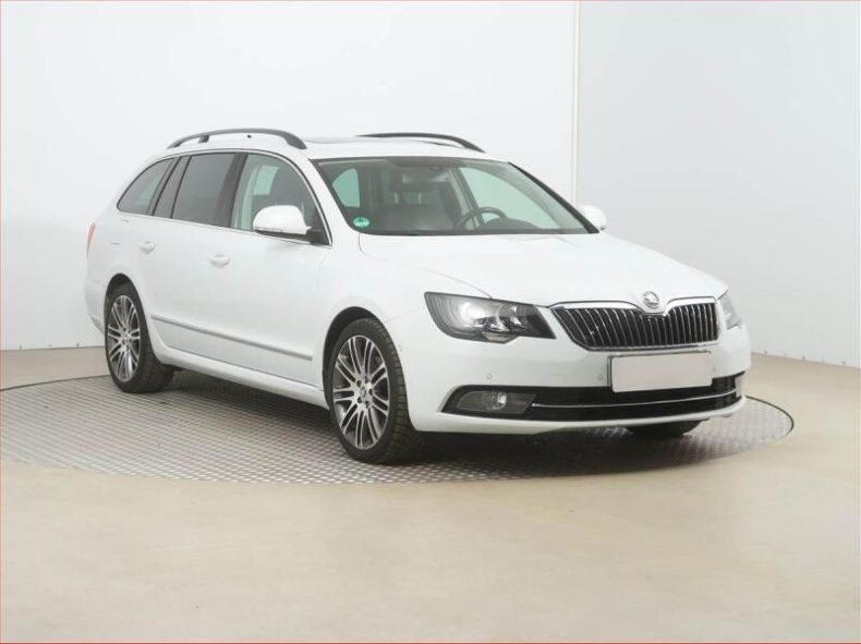 Škoda Superb - hlavní fotka inzerátu