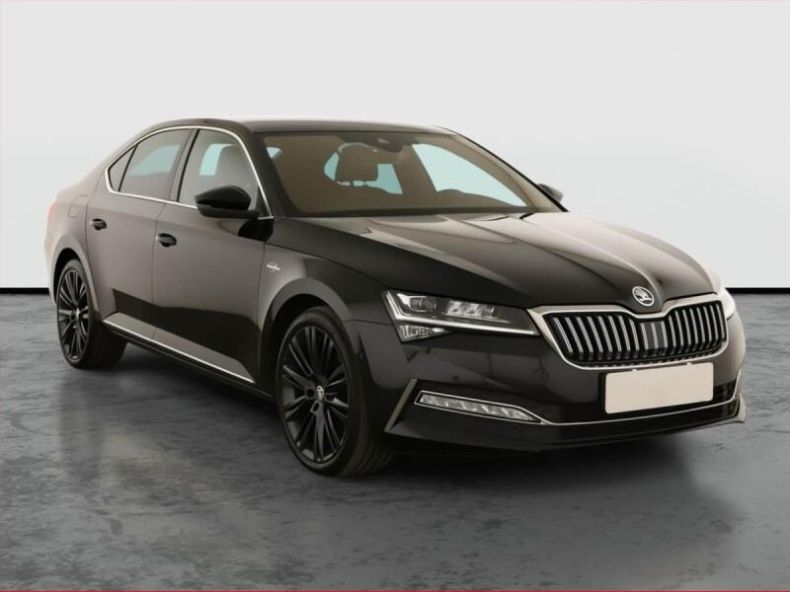 Škoda Superb - hlavní foto