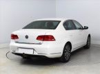 Volkswagen Passat - fotka číslo 4
