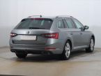 Škoda Superb - fotka číslo 4