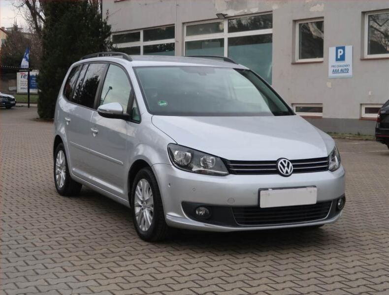 Volkswagen Touran - hlavní foto