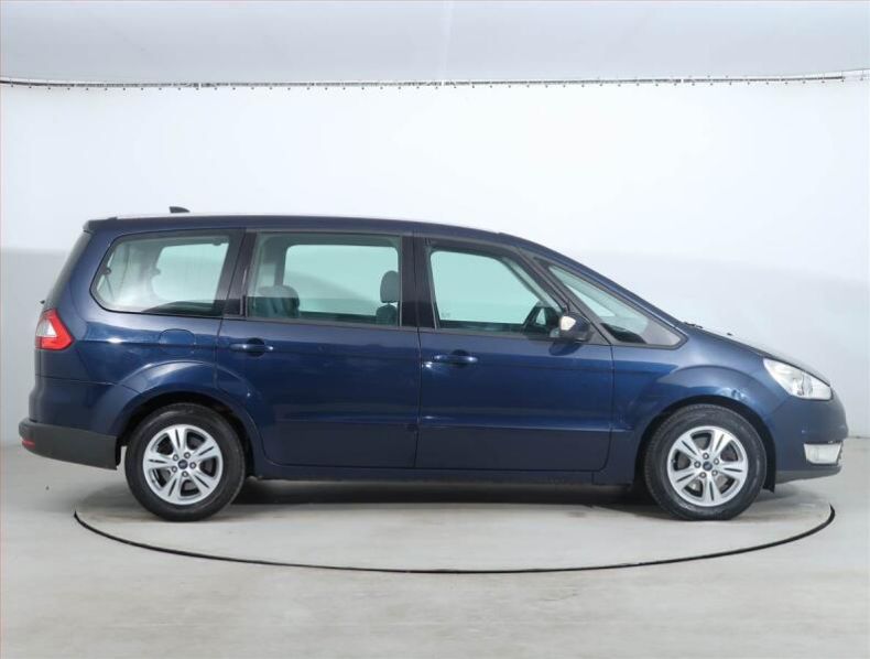 Ford Galaxy - hlavní fotka
