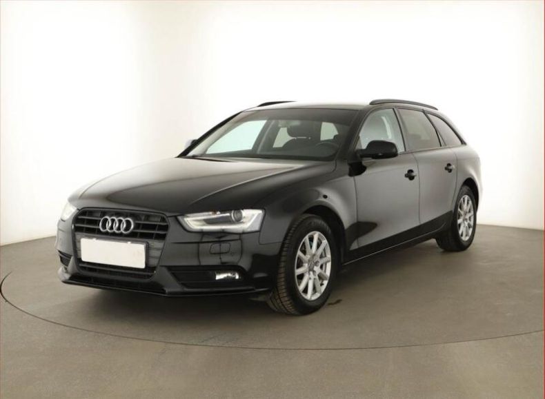 Audi A4 - hlavní fotka