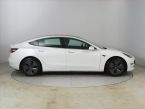 Tesla Model 3 - fotka číslo 5
