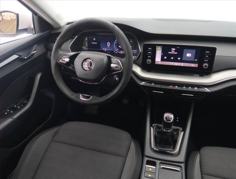 Škoda Octavia - hlavní fotka