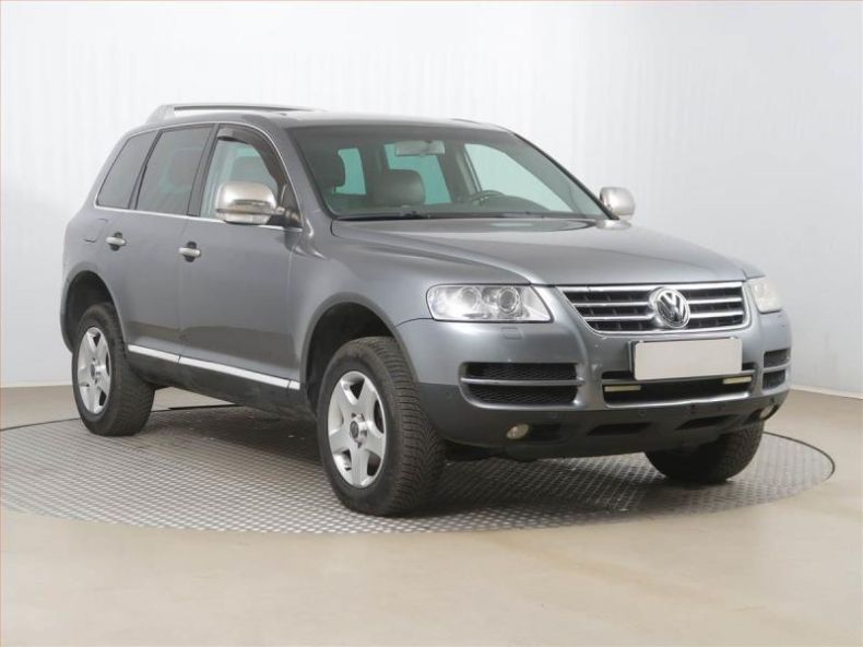 Volkswagen Touareg - hlavní foto