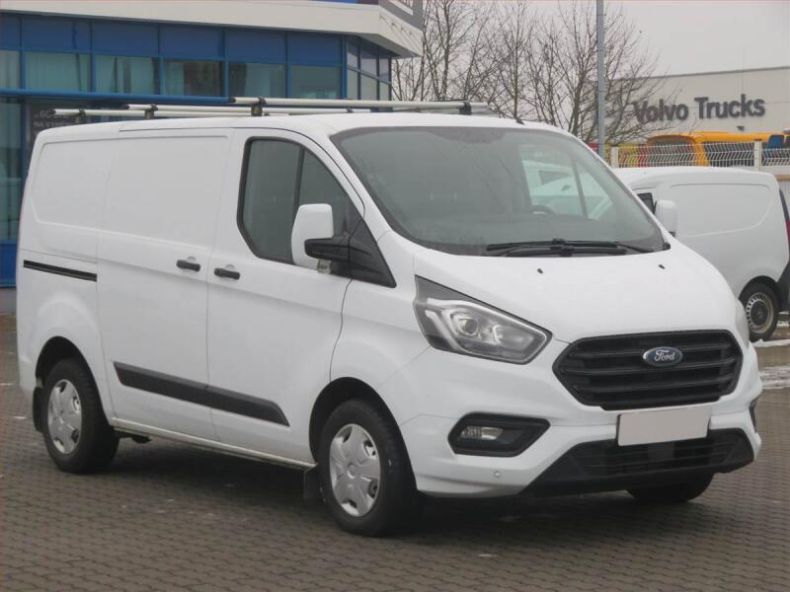 Ford Transit - hlavní foto