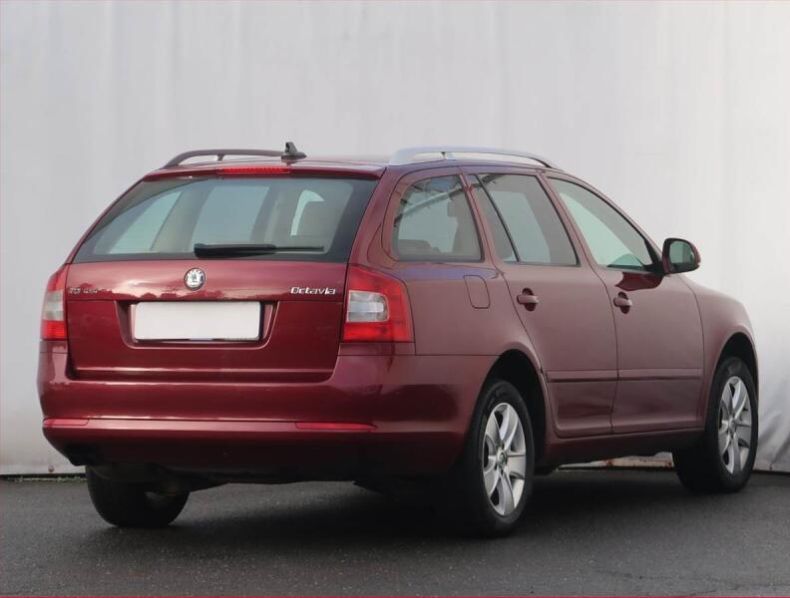 Škoda Octavia - hlavní fotka