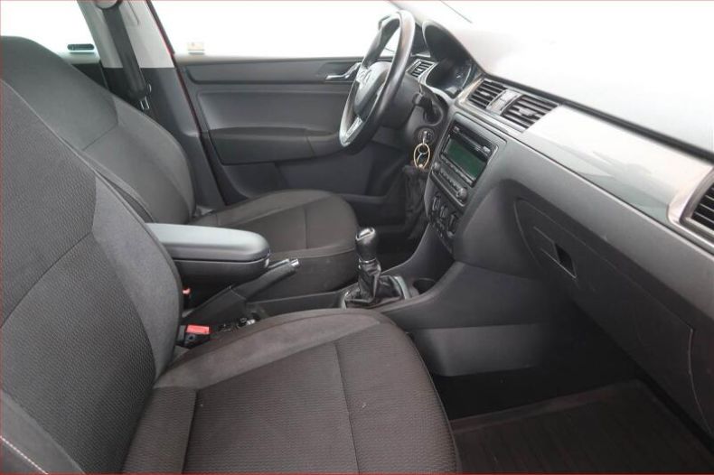Škoda Rapid - hlavní fotka