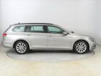 Volkswagen Passat - fotka číslo 5