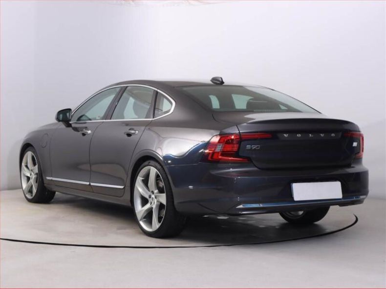 Volvo S90 - hlavní fotka
