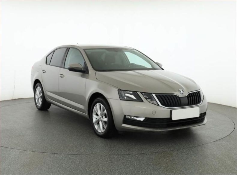 Škoda Octavia - hlavní foto