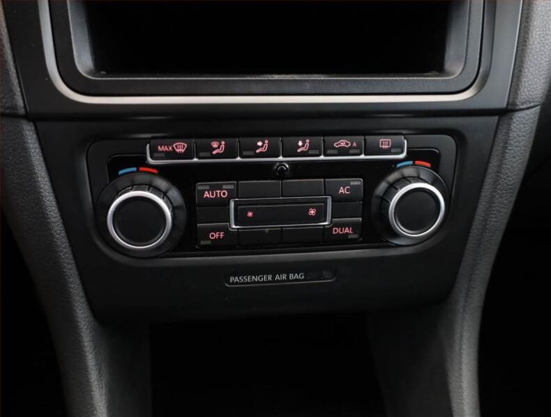 Volkswagen Golf - hlavní fotka