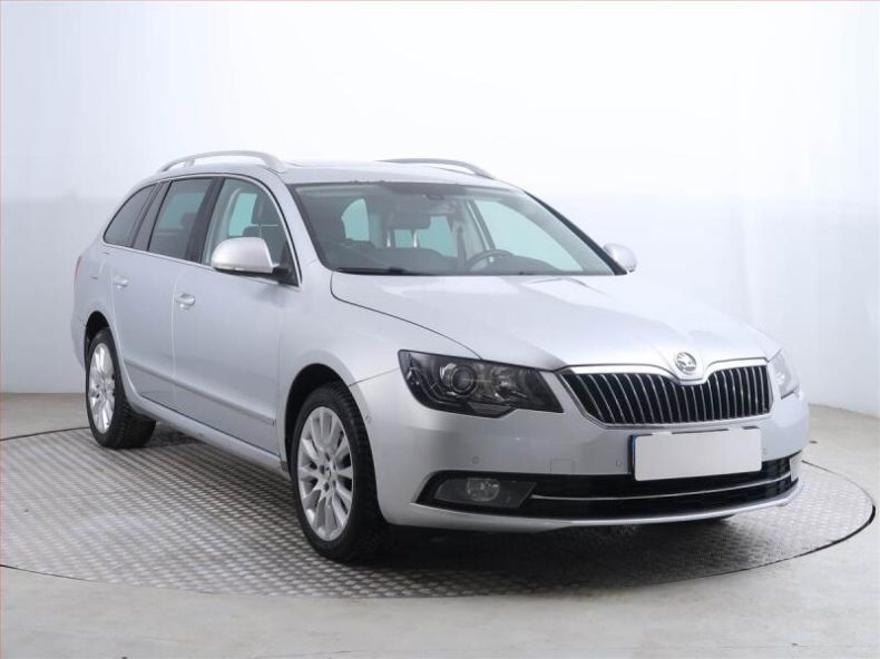 Škoda Superb - hlavní fotka inzerátu
