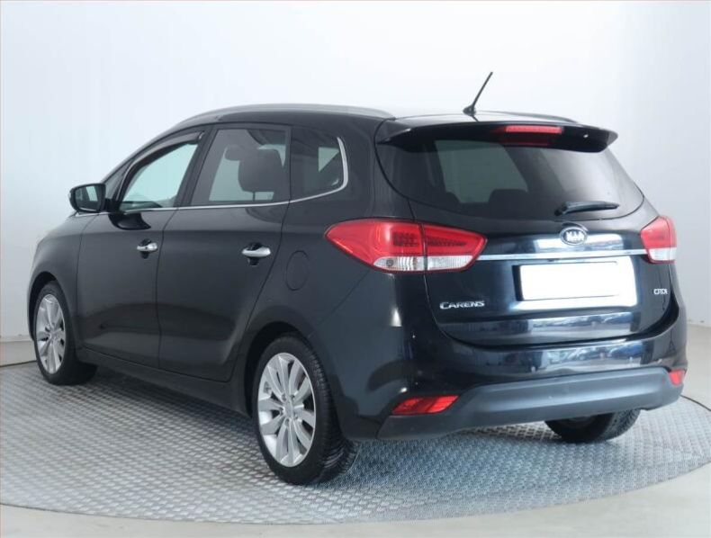 Kia Carens - hlavní fotka