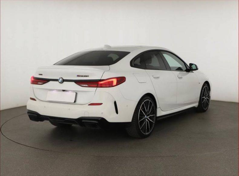 BMW Řada 2 - hlavní fotka